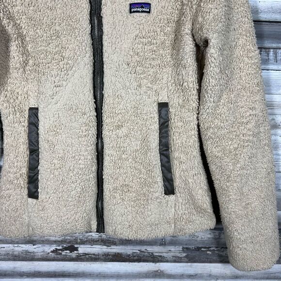 Women’s Fuzzy Patagonia Small Full Zip Fleece Cream - Picture 3 of 8